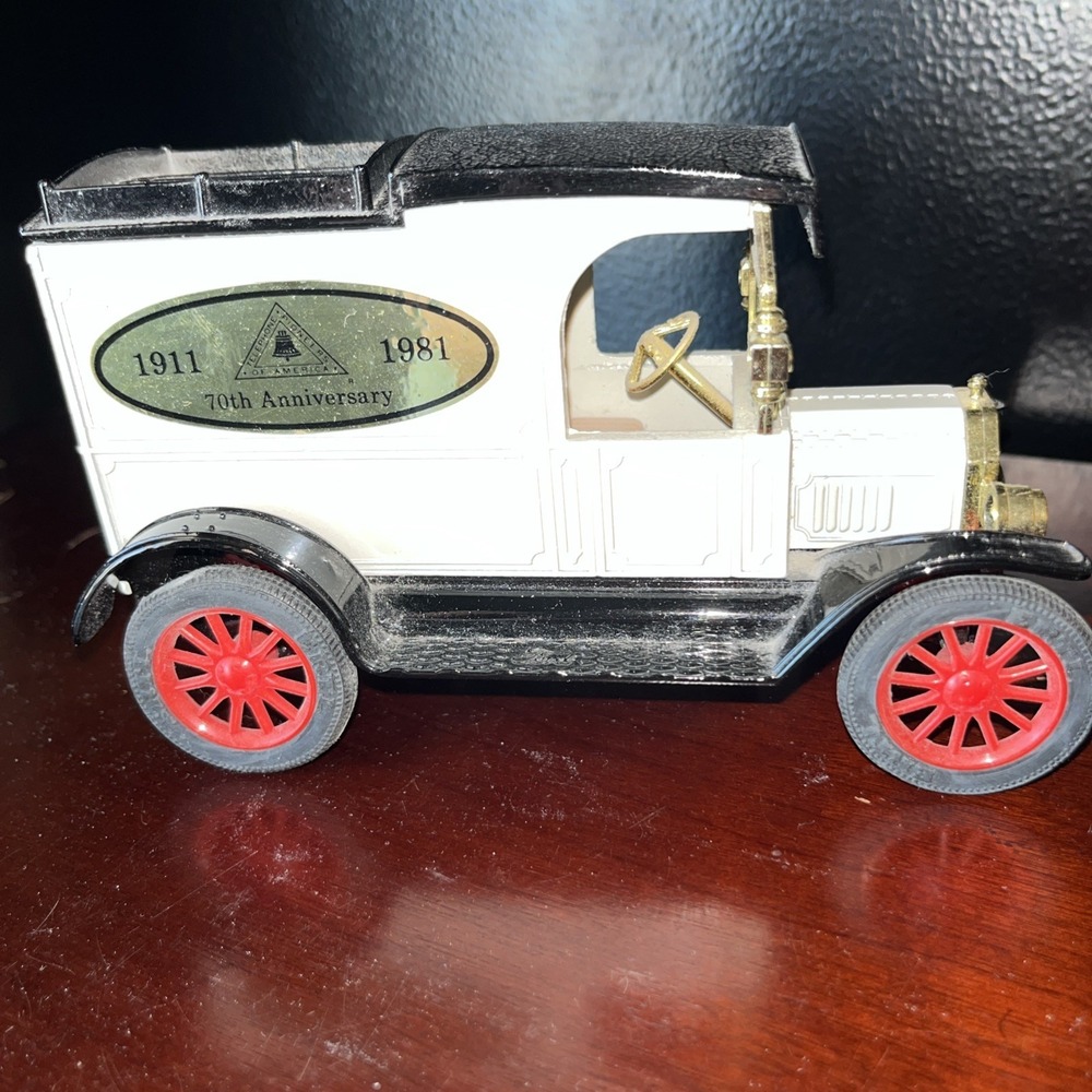 1913 Ford Telephone Truck Steel Bank 70th Anniversary Bell‎ Telephone W/ Key